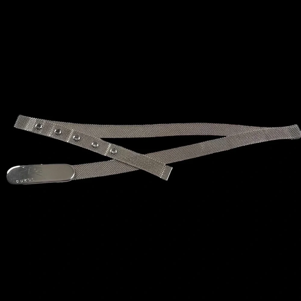 Guess Mesh Metal Belt M 30-34 Silver-Toned Polished Logo Buckle Y2K Retro Grunge